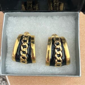 Women’s Clip On Earrings. Bundle 5 for $30